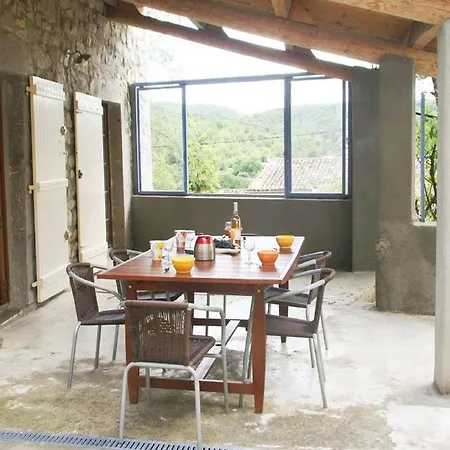 Vakantiehuis Hilltop Near Beaulieu (Ardeche)