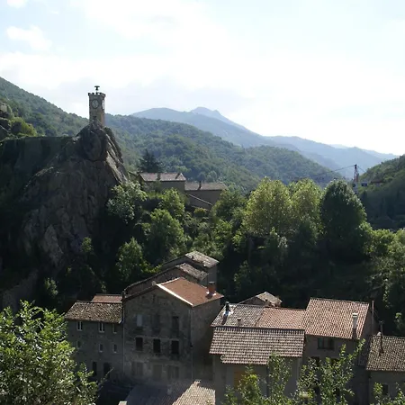 Vakantiehuis Hilltop Near Beaulieu (Ardeche)
