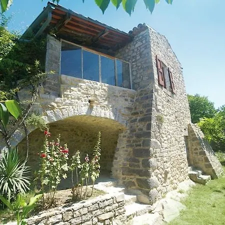 Hilltop Near * Beaulieu (Ardeche)